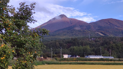 秋の磐梯山